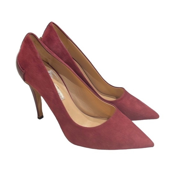 Diane Von Furstenberg Suede Point Toe Heels Wine SZ 6 WIDE - Picture 1 of 7